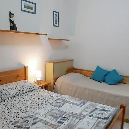 Coral Breeze Apartment